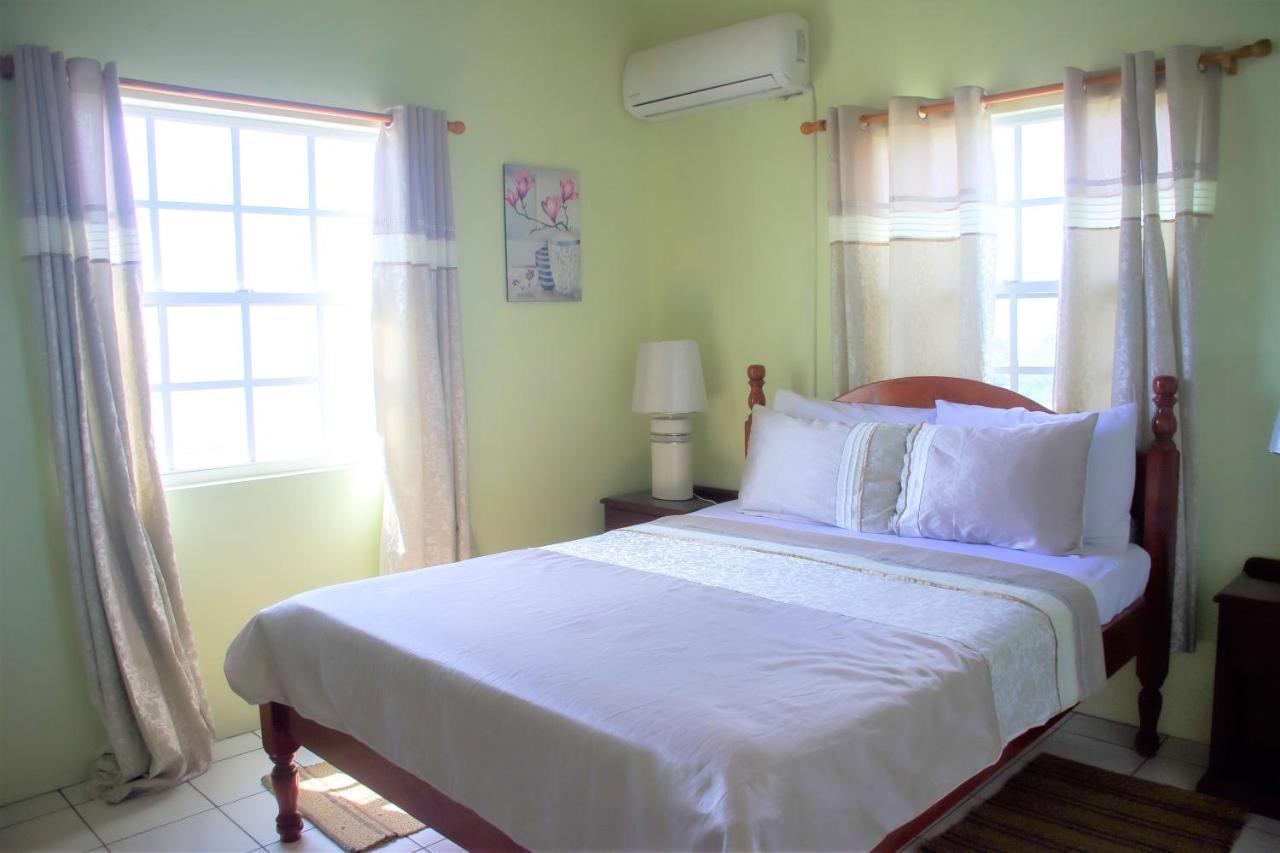 Silver View Apartments St. George's Luaran gambar