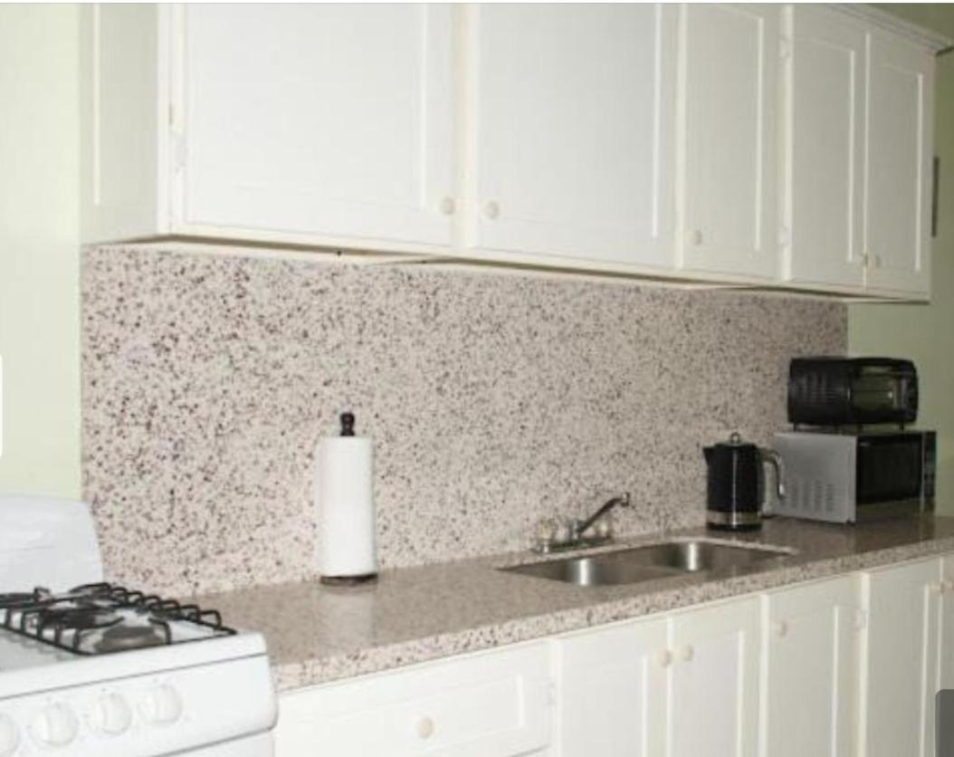 Silver View Apartments St. George's Luaran gambar