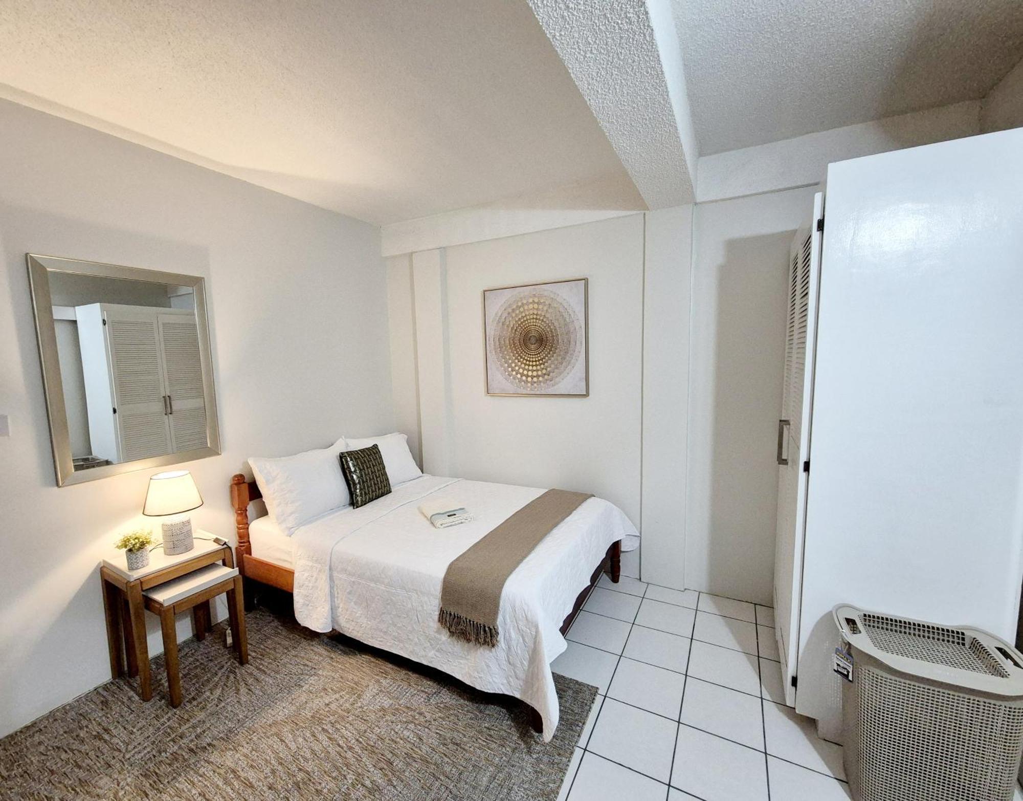 Silver View Apartments St. George's Luaran gambar
