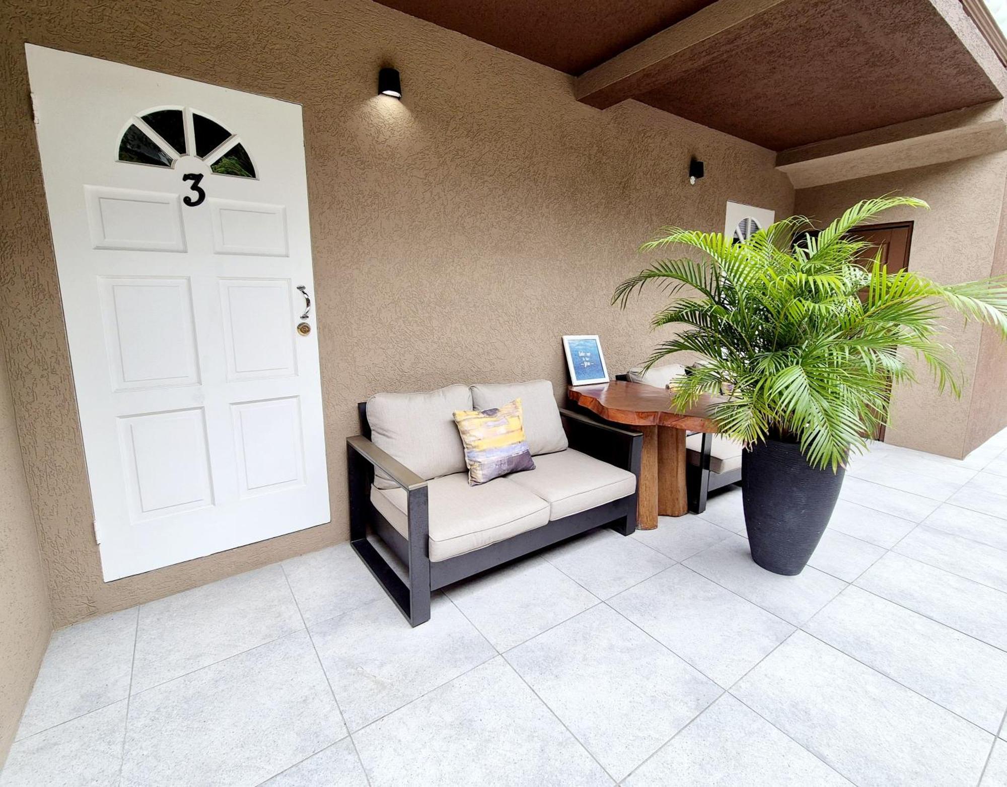 Silver View Apartments St. George's Luaran gambar